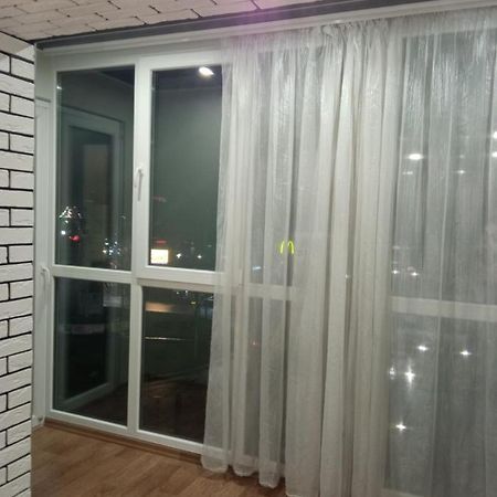 35 Проспект Миру Apartment Kryvyi Rih Exterior photo