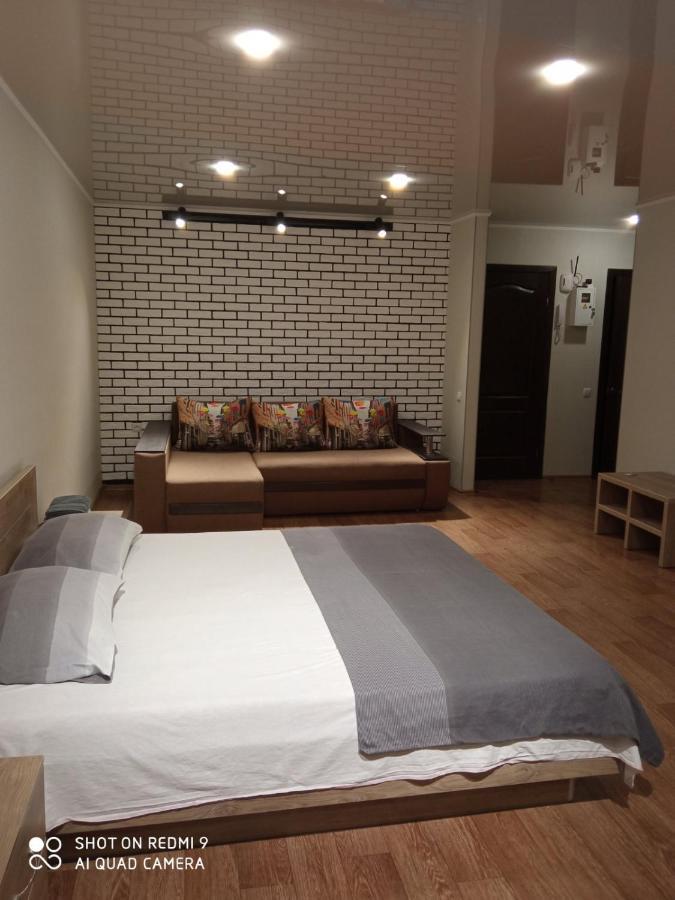 35 Проспект Миру Apartment Kryvyi Rih Exterior photo